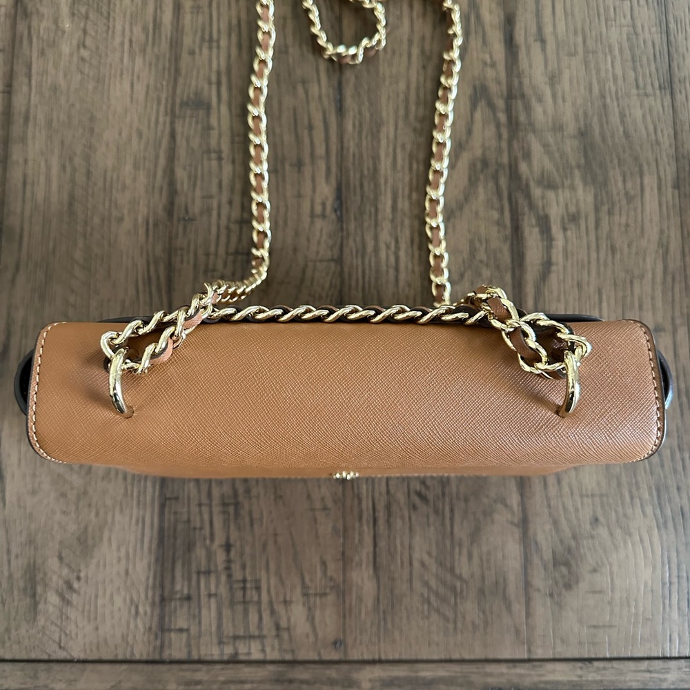 Tory Burch Chain Purse - Picture 9 of 14